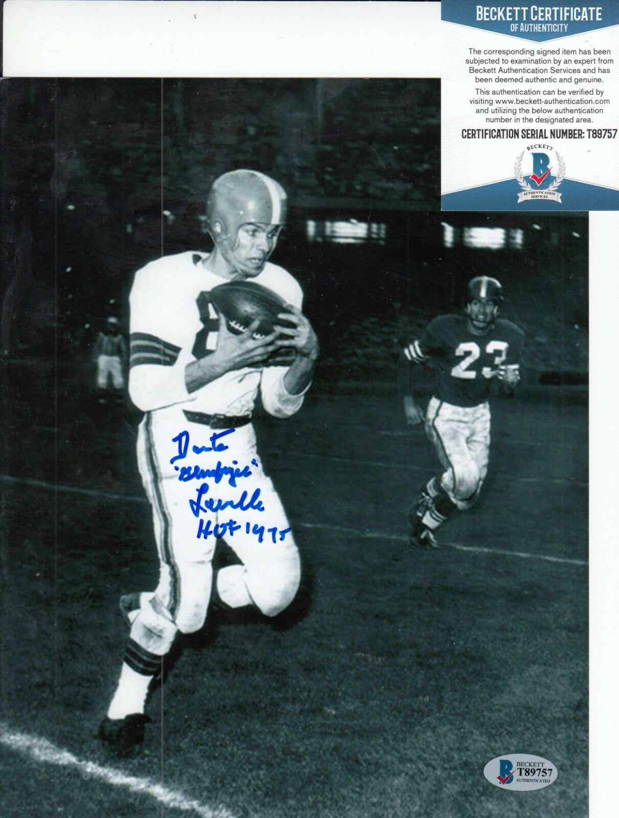 DANTE LAVELLI signed (CLEVELAND BROWNS) Football 8X10 photo BECKETT BAS T89757