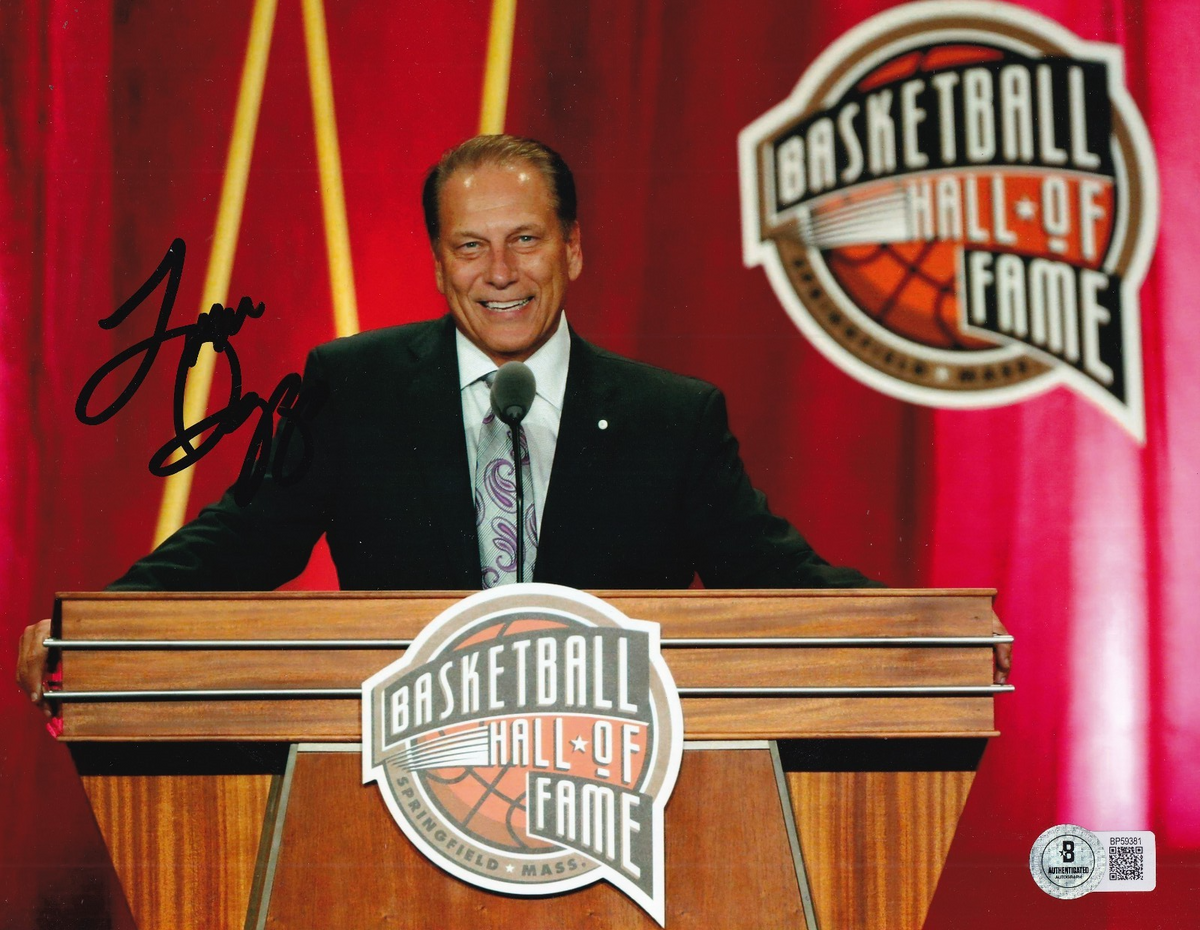 TOM IZZO signed (MICHIGAN STATE SPARTANS) basketball 8X10 BECKETT BAS BP59381