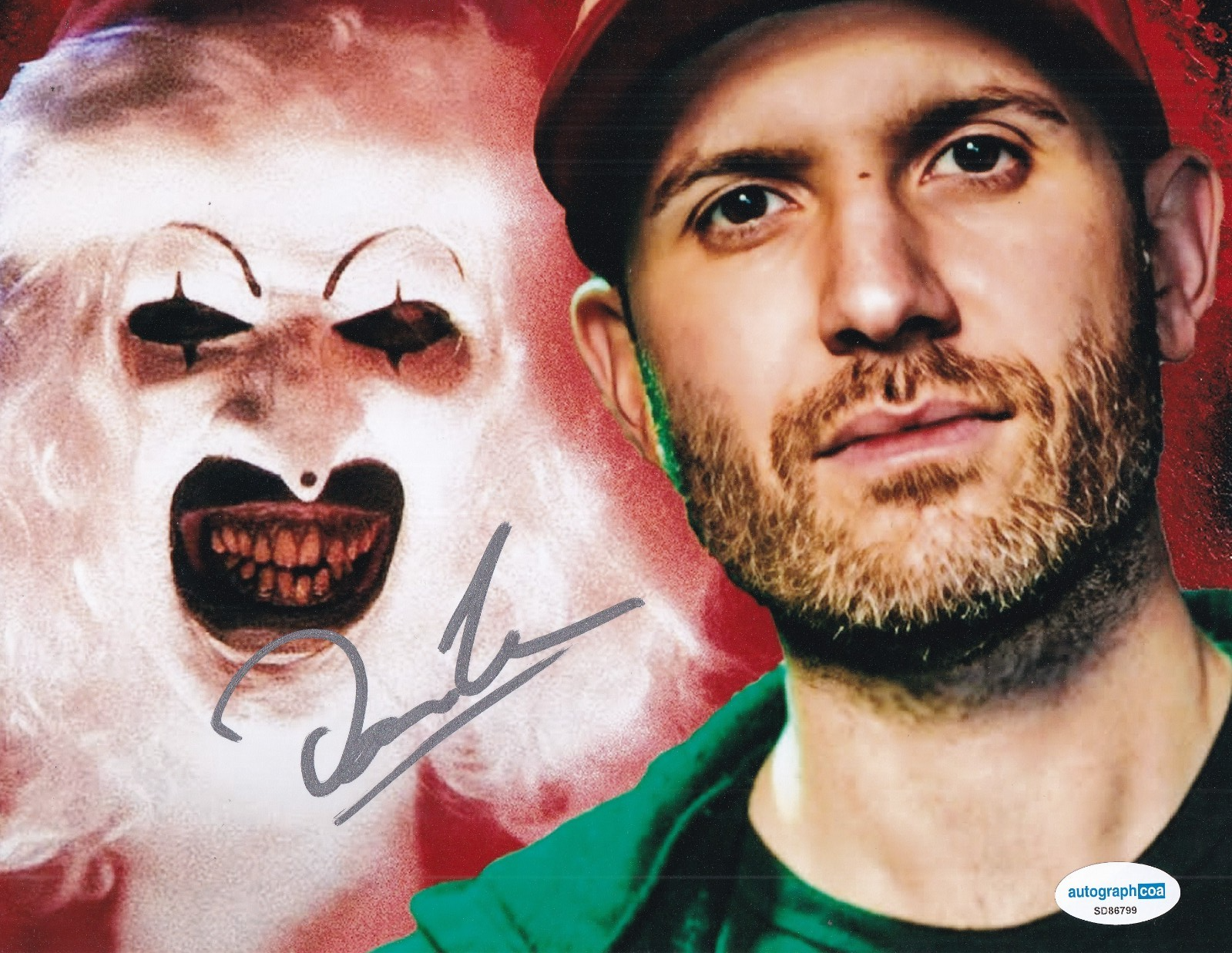 DAMIEN LEONE signed (TERRIFIER) autographed Horror Movie 8X10 photo ACOA SD86799