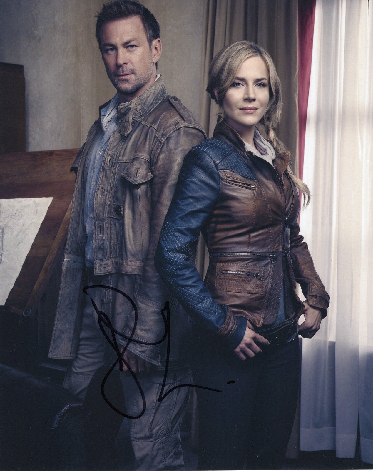 Grant Bowler Signed Defiance 8x10 Photo w/COA Chief Lawkeepe #2