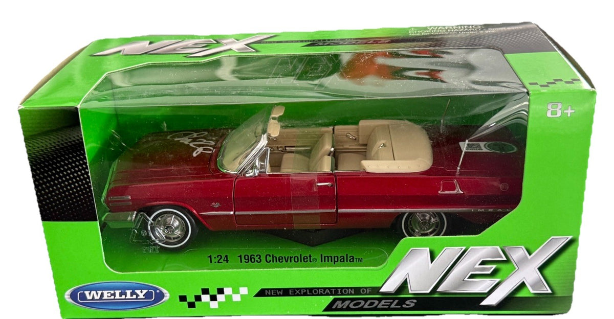 CHAZZ PALMINTERI signed (A BRONX TALE) Red Die Cast Car SONNY BECKETT 4W323316