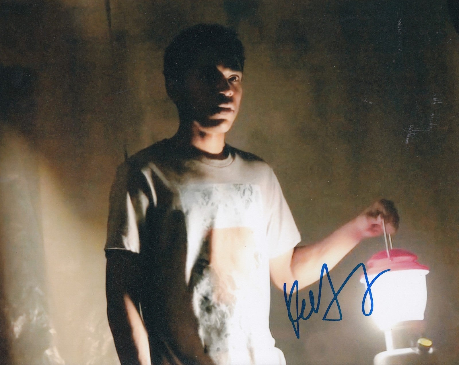 KELVIN HARRISON JR signed (IT COME A NIGHT) *TRAVIS* Movie 8X10 photo W/COA #1