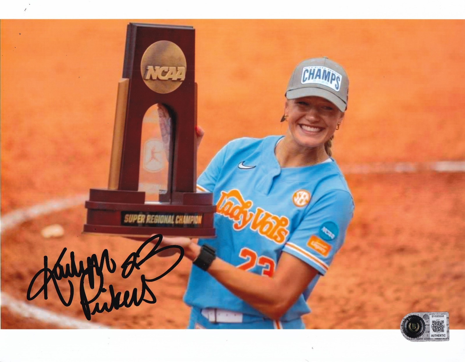 KARLYN PICKENS signed (TENNESSEE VOLS) Softball 8X10 photo BECKETT BAS BY085688