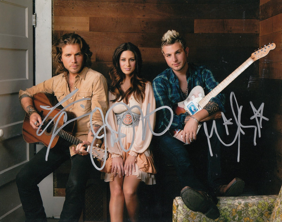 GLORIANA group signed MUSIC 8X10 photo W/COA *COUNTRY MUSIC* (THREE) #1