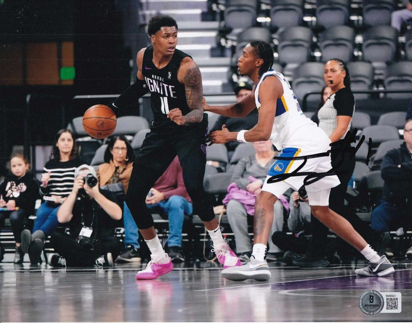 TYLER SMITH signed (G-LEAGUE IGNITE) NBA basketball 8X10 photo BECKETT BM85021