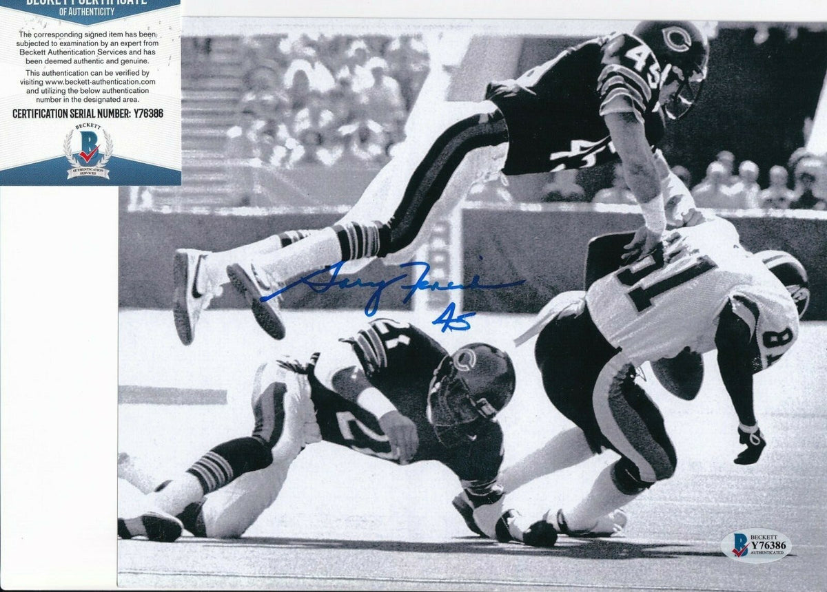 GARY FENCIK signed (1985 CHICAGO BEARS) Football 8X10 photo BECKETT BAS Y76386