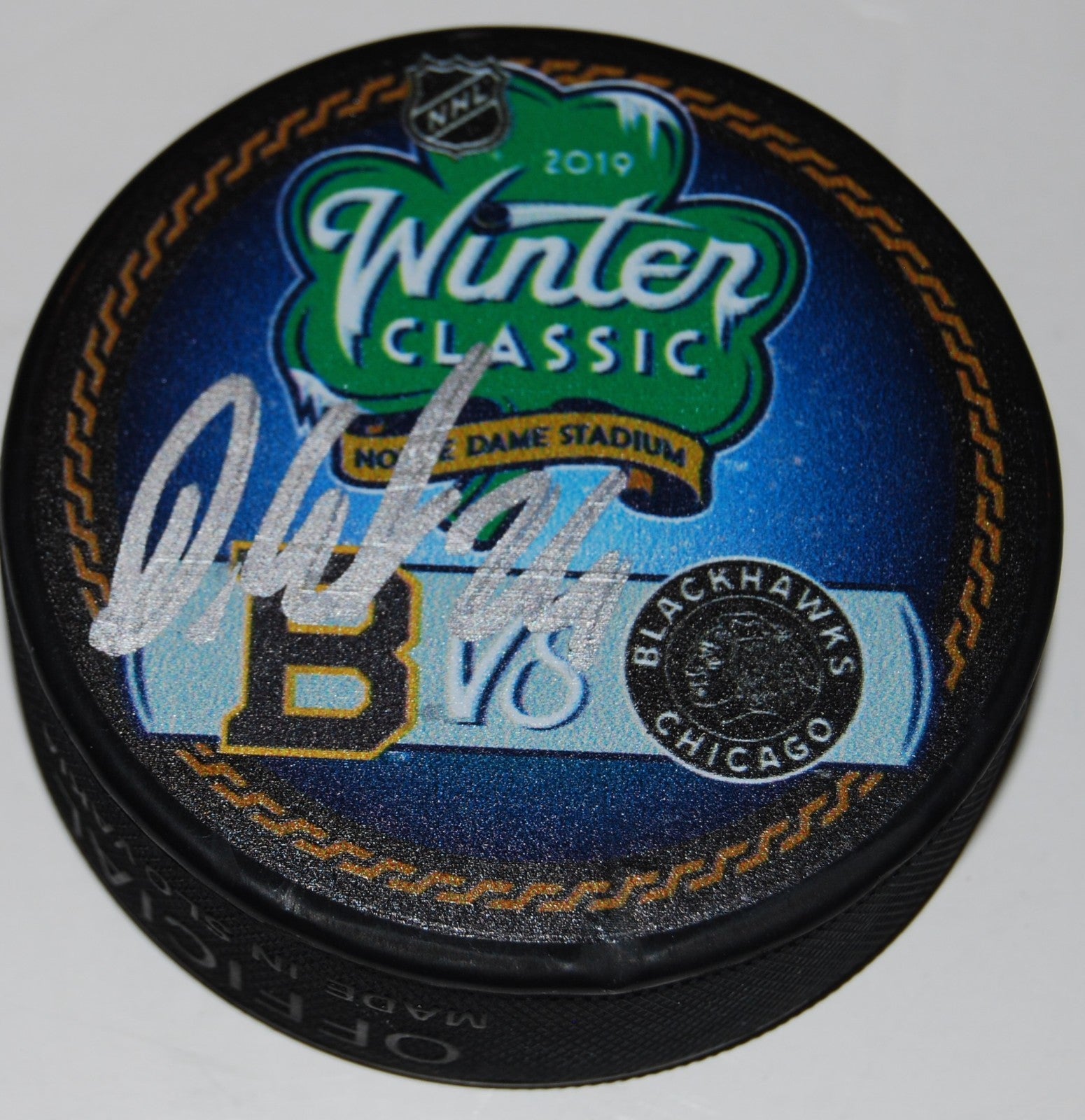 DOMINIK KAHUN signed (CHICAGO BLACKHAWKS) 2019 WINTER CLASSIC Puck W/COA