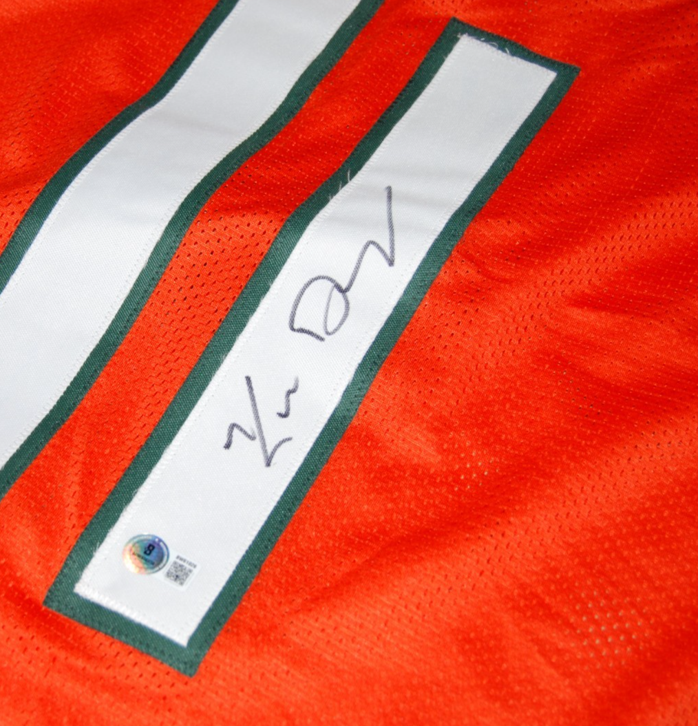 KEN DORSEY signed (MIAMI HURRICANES) #11 football jersey BECKETT BAS BW61026