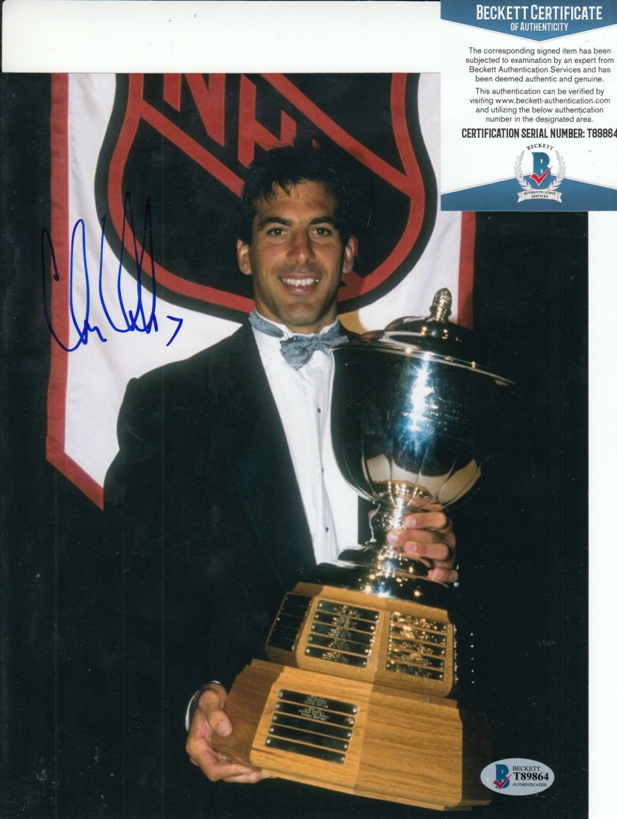 CHRIS CHELIOS signed (CANADIENS BLACKHAWKS) Hockey 8X10 photo BECKETT BAS T89864