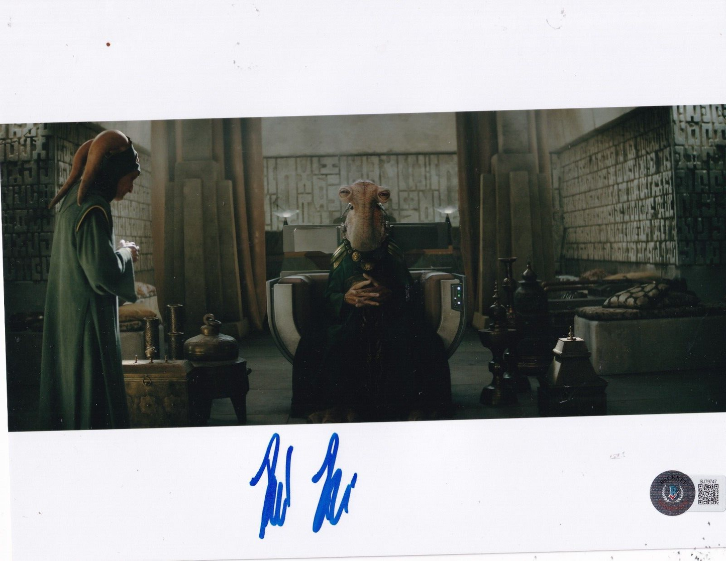 DAVID PASQUESI signed (THE BOOK OF BOBA FETT) The Majordomo 8X10 BECKETT BJ79747