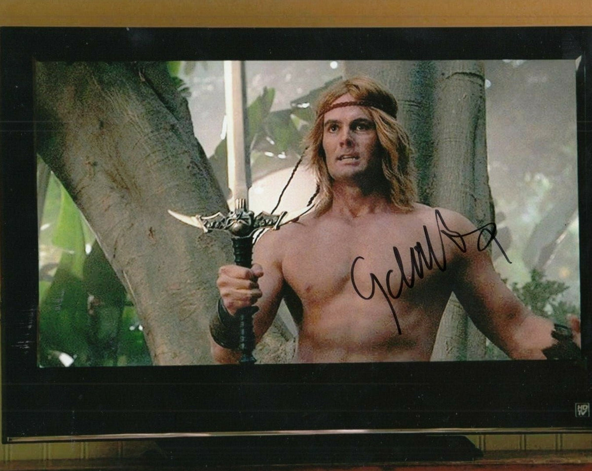 GARRET DILLAHUNT signed (TERMINATOR SARAH CONNOR CHRONICLES) 8X10 *PROOF* W/COA 