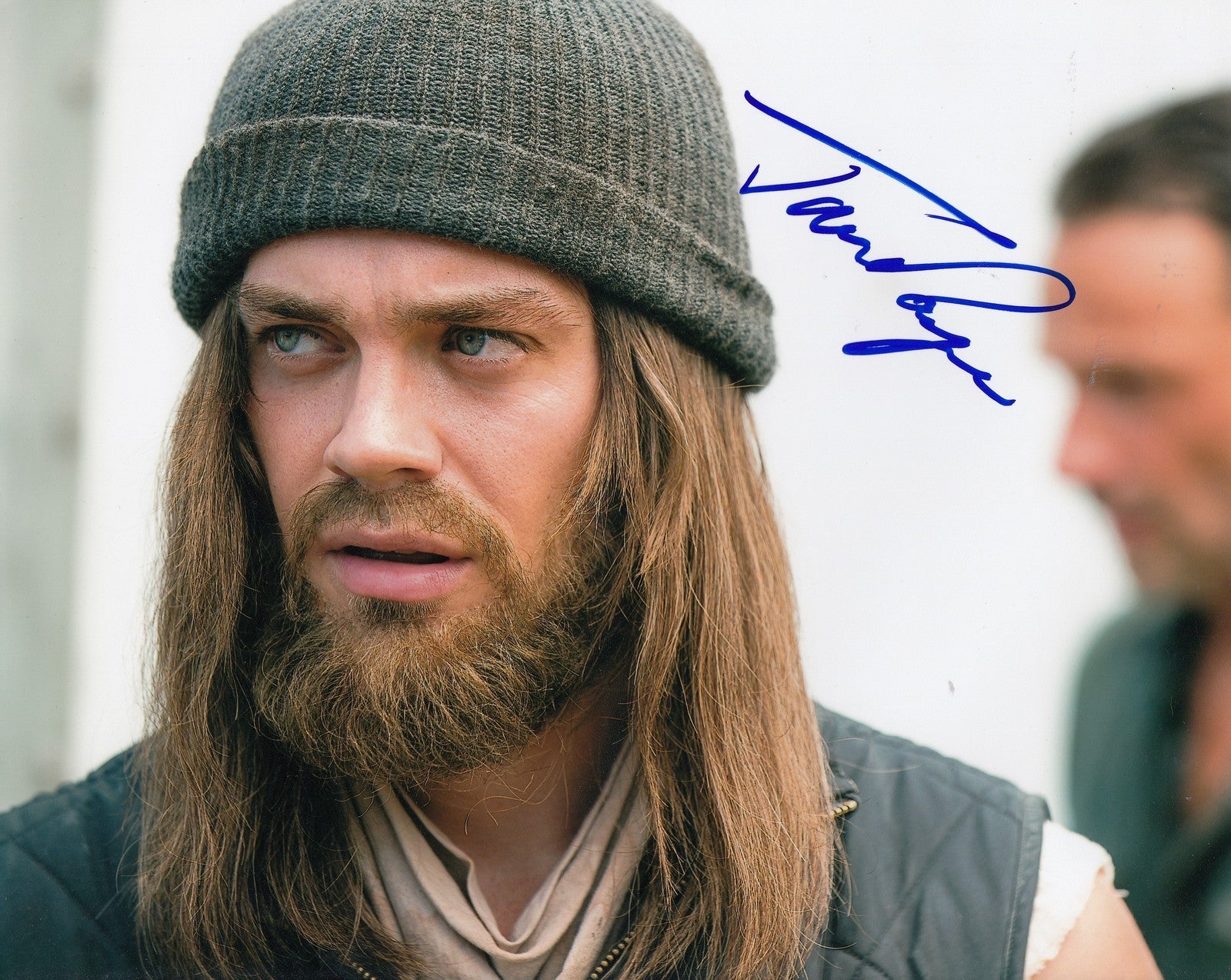 TOM PAYNE signed (THE WALKING DEAD) TWD 8X10 photo "PROOF" PAUL JESUS W/COA #5