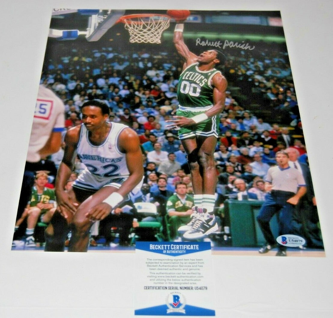 ROBERT PARRISH signed (BOSTON CELTICS) Basketball 11X14 photo BECKETT BAS #2