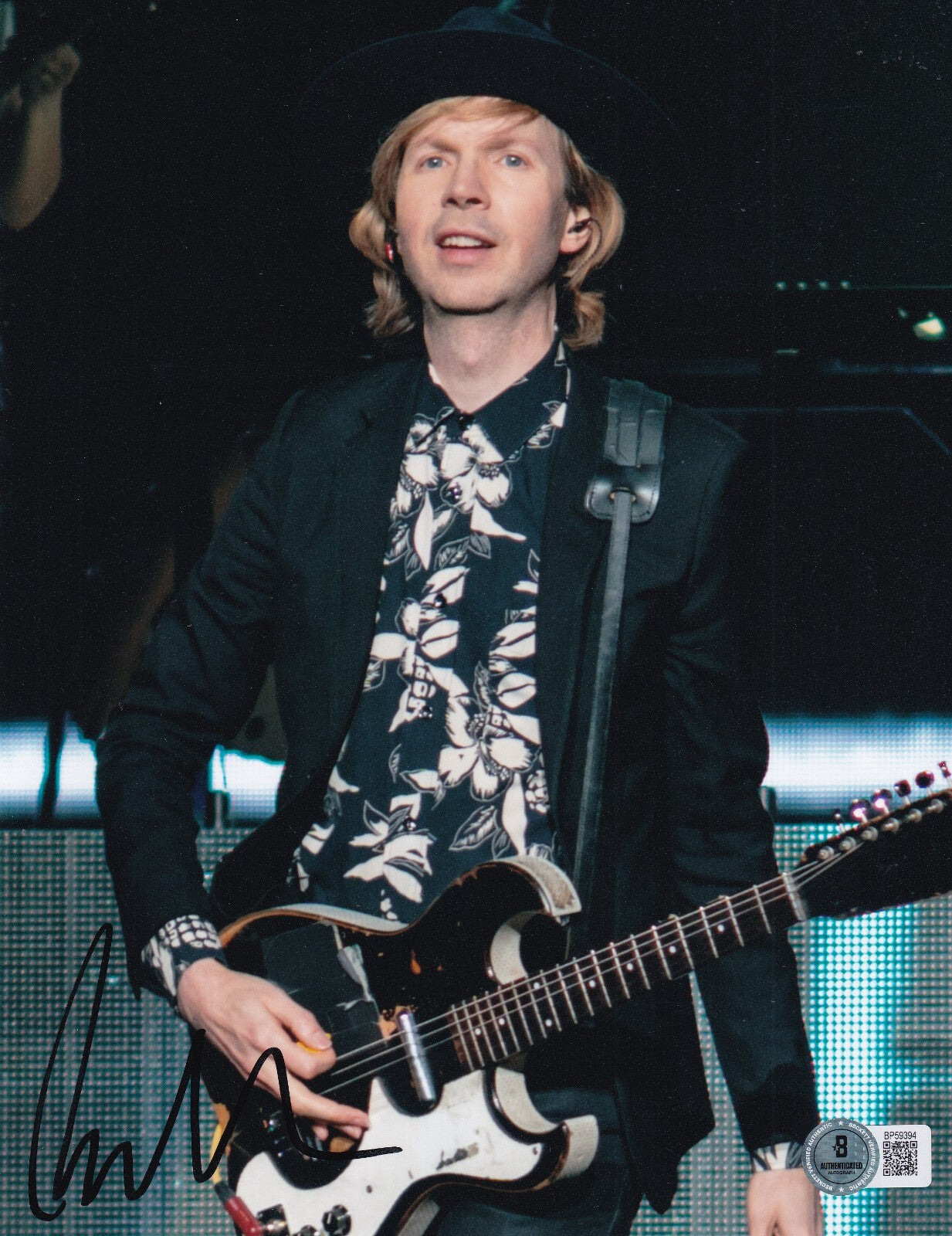 BECK HANSEN signed (LOSER) Music Singer autographed 8X10 photo BECKETT BP59394