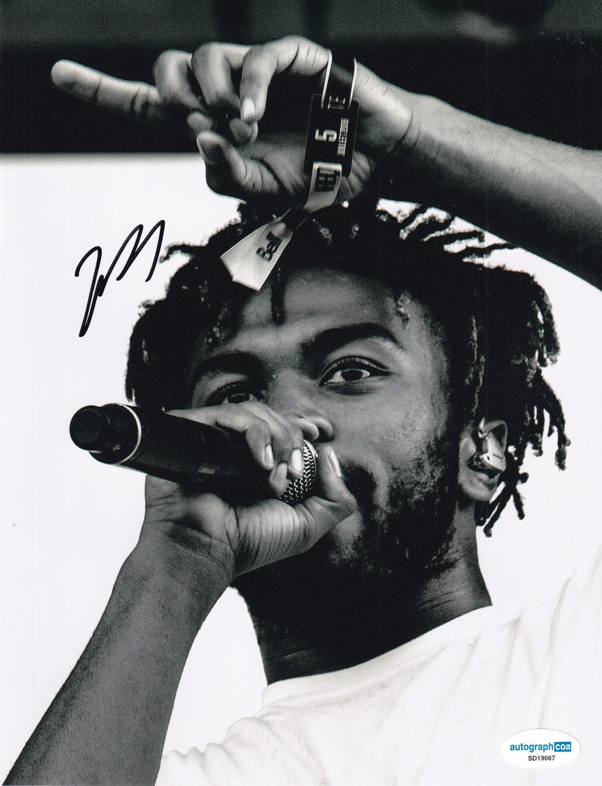 KEVIN ABSTRACT signed (PEACH) Music Singer autographed 8x10 photo ACOA SD19067