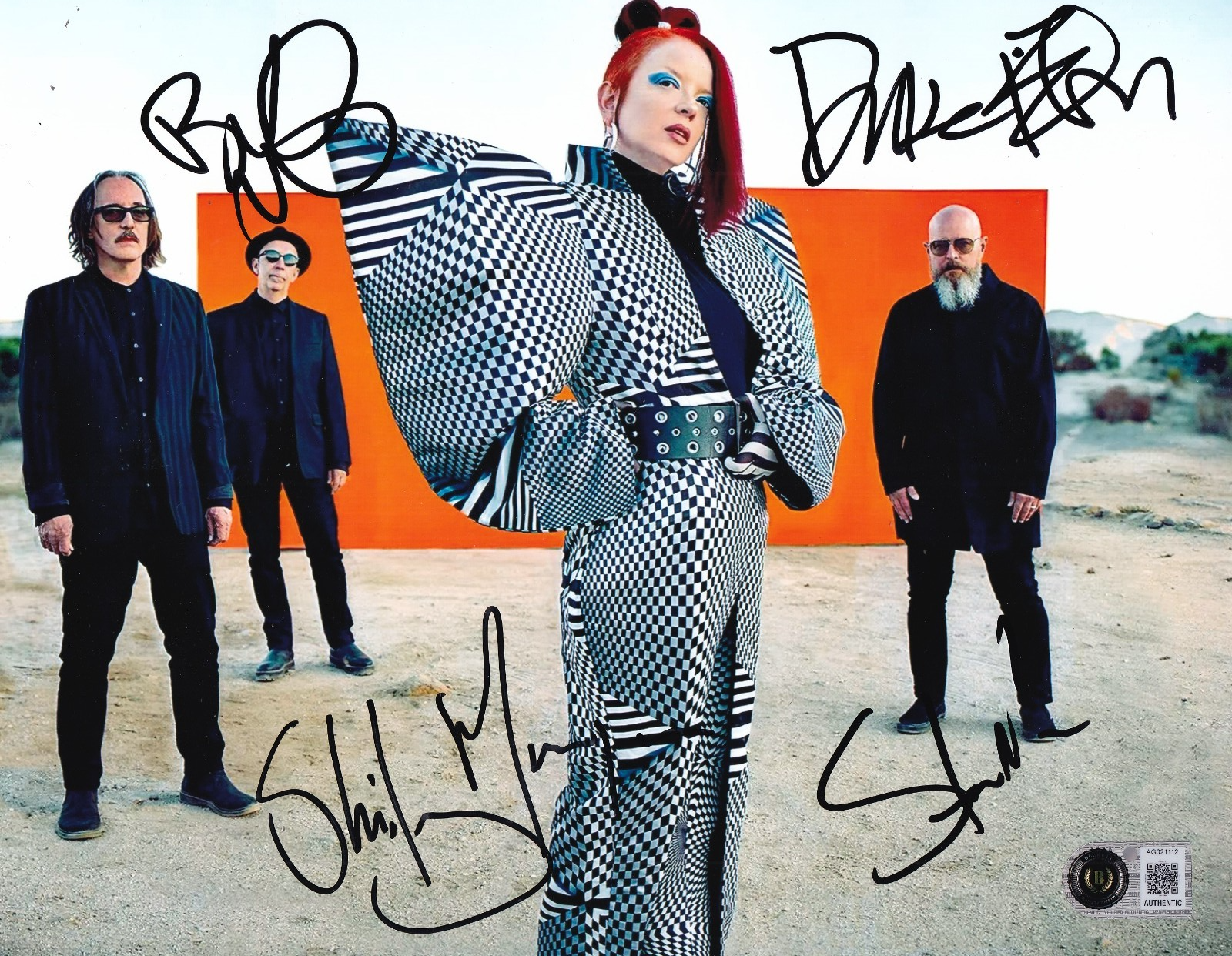 GARBAGE group signed (ONLY WHEN IT RAINS) Music 8X10 photo BECKETT BAS