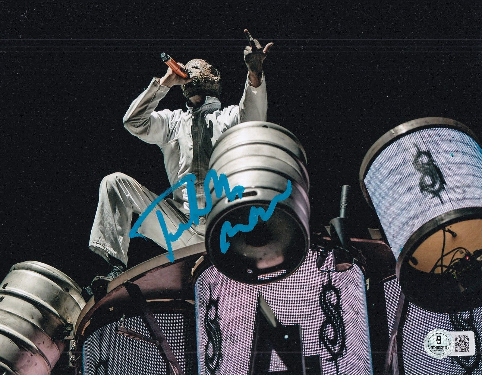 MICHAEL PFAFF signed (SLIPKNOT) Tortilla Man music 8X10 photo BECKETT BN37957