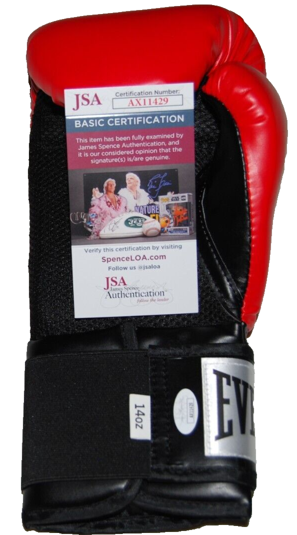 OSCAR VALDEZ signed (WBC WBO FEATHERWEIGHT) Everlast Boxing glove JSA AX11429