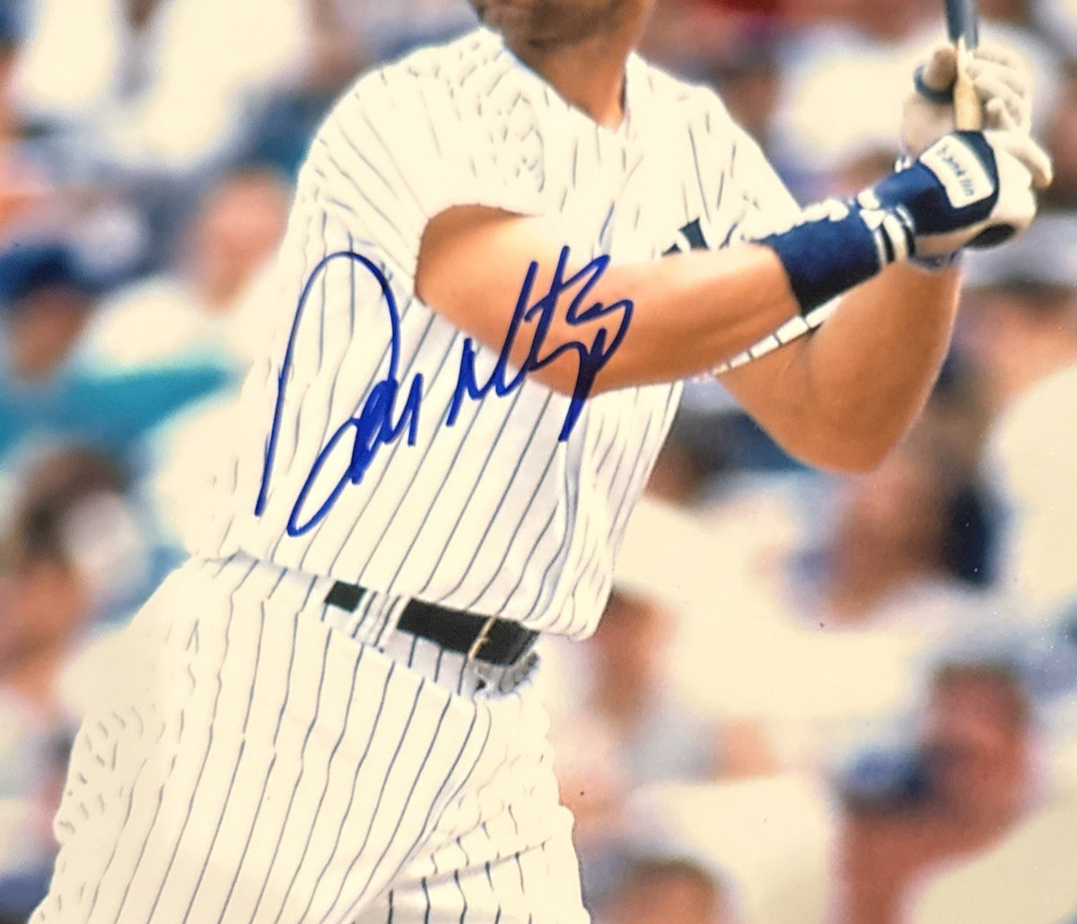 DON MATTINGLY signed (NEW YORK YANKEES) 11x14 photo BECKETT BAS BY085858