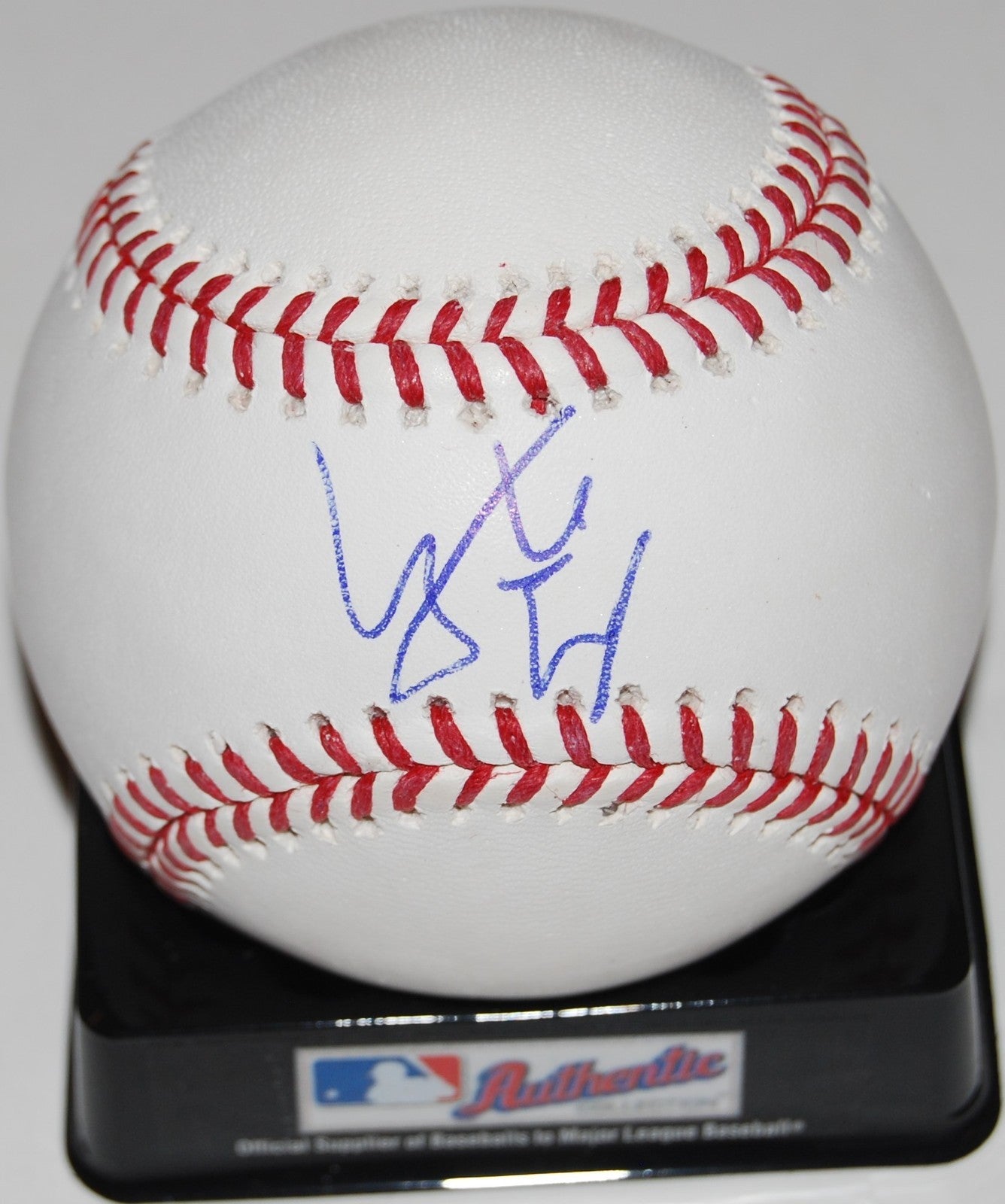 YU CHANG signed OML Major League baseball (CLEVELAND INDIANS) *PROOF* W/COA