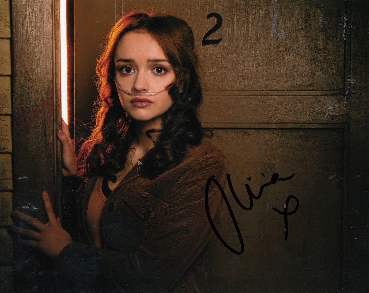OLIVIA COOKE signed *BATES MOTEL* TV SHOW 8X10 photo W/COA Emma Decody #1
