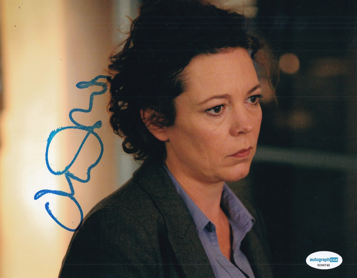 OLIVIA COLMAN signed (BROADCHURCH) D.S. ELLIE MILLER 8X10 photo ACOA SD86748