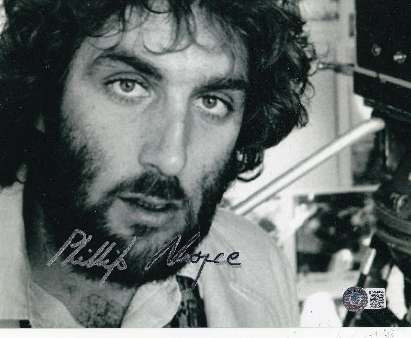 PHILLIP NOYCE signed (MOVIE DIRECTOR) The Giver 8X10 photo BECKETT BAS BA84854