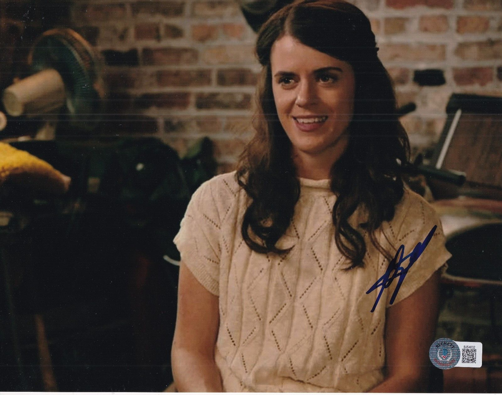 MARY HOLLAND signed (BLUNT TALK) Shelly 8X10 photo BECKETT BAS BJ54632