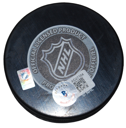 LOU LAMORIELLO signed (NEW JERSEY DEVILS) Hockey logo puck BECKETT BAS AD27384