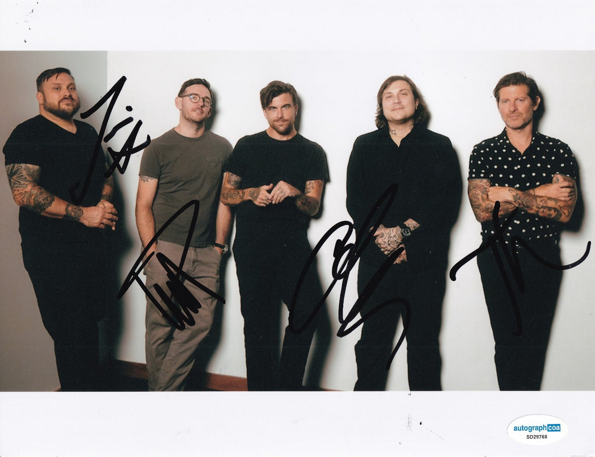 L.S. DUNES group signed 8x10 by 4 ANTHONY GREEN Paper Tigers photo ACOA SD29768