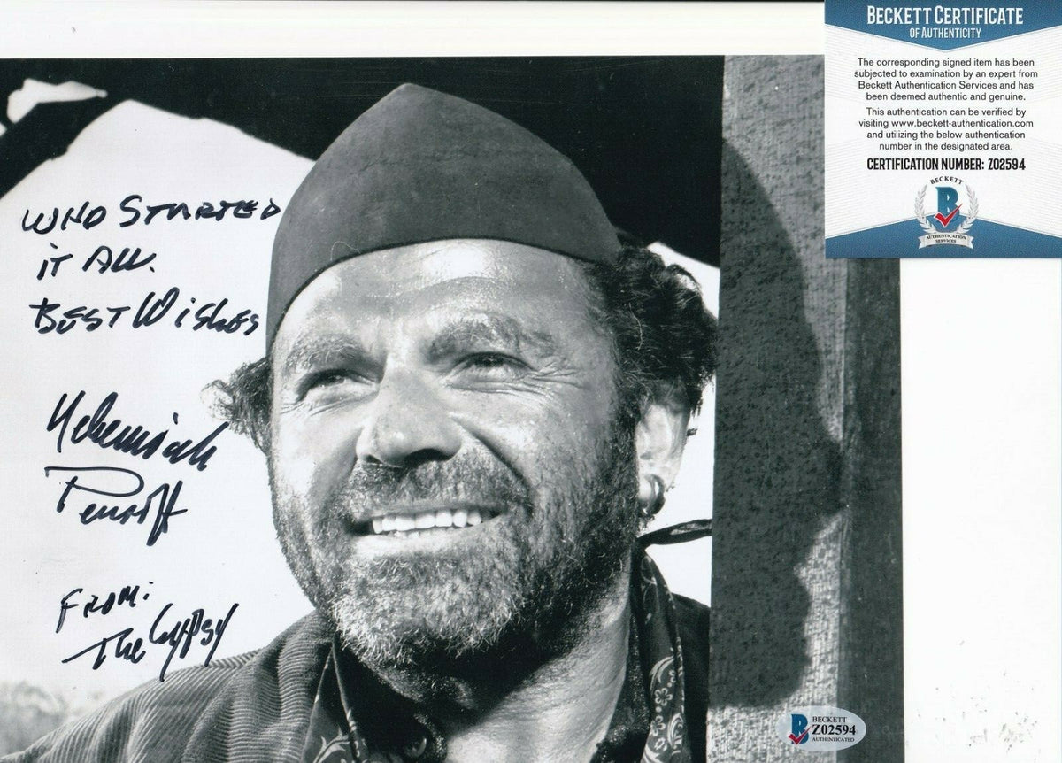 NEHEMIAH PERSOFF signed (GILLIGAN'S ISLAND) Gypsy 8X10 photo BECKETT BAS Z02594