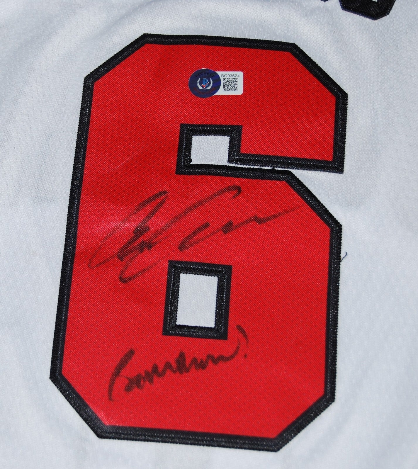 ALEX CARUSO signed (CHICAGO BULLS) XL Basketball jersey BECKETT BAS BG93624