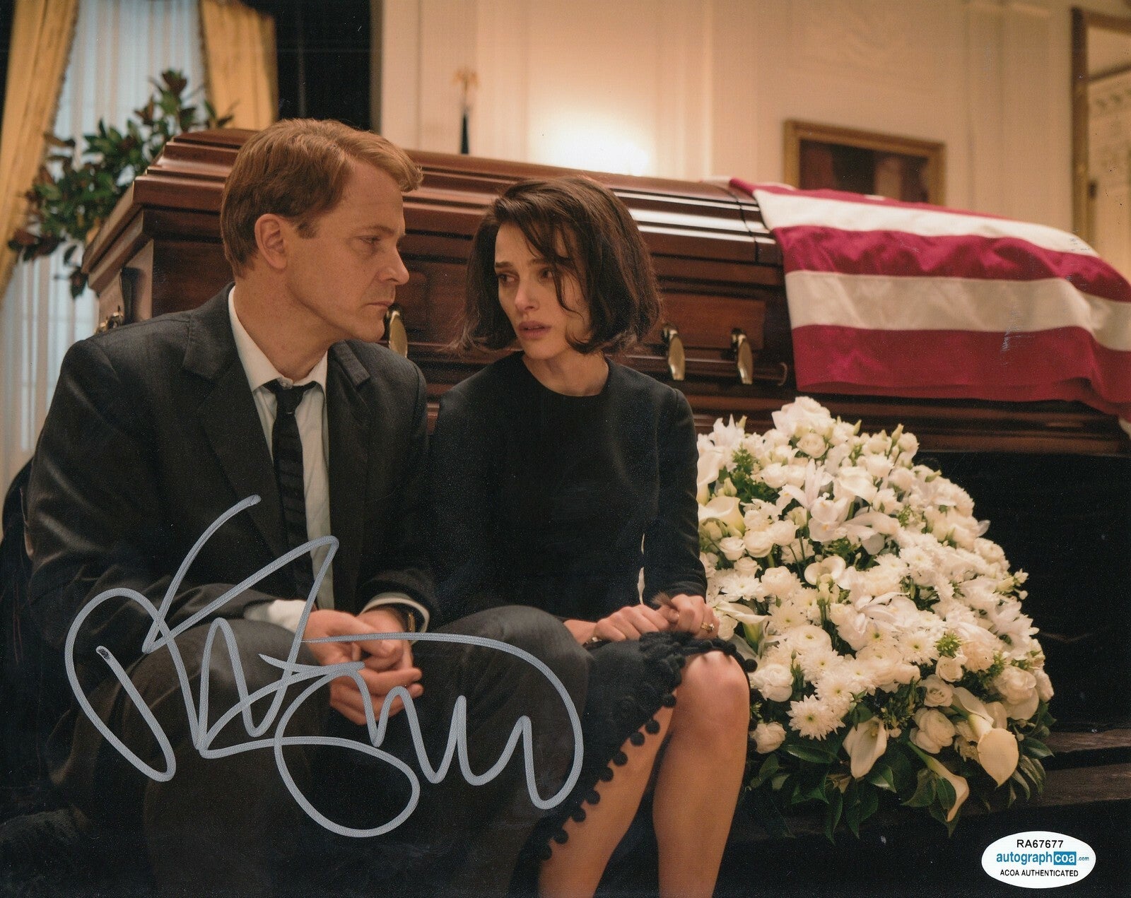 PETER SARSGAARD signed (JACKIE) movie 8X10 *Bobby Kennedy* ACOA Authenticated #2