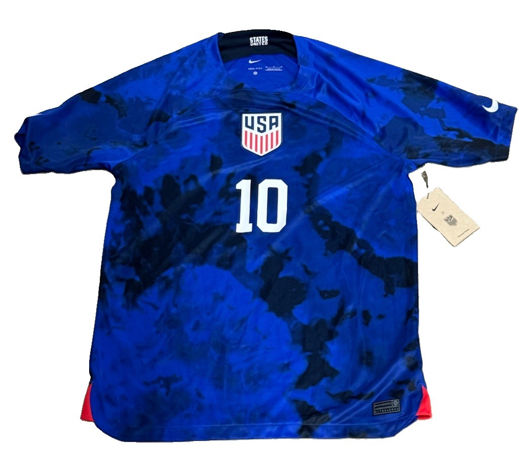 CHRISTIAN PULISIC signed (TEAM USA) Nike Soccer jersey JSA CR86437