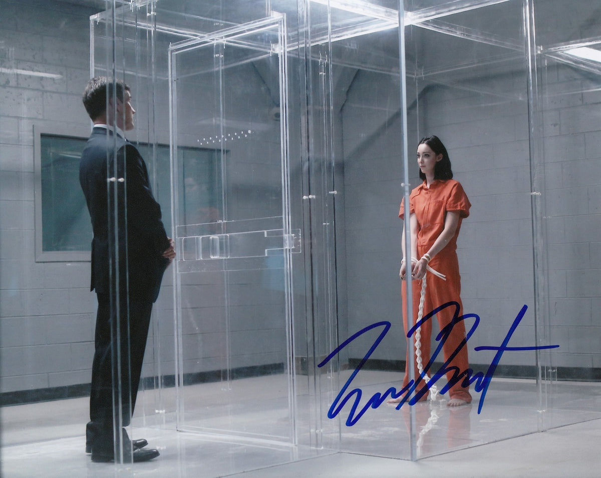 EMMA DUMONT signed (THE GIFTED) LORNA DANE *POLARIS* 8X10 photo W/COA "PROOF" #3