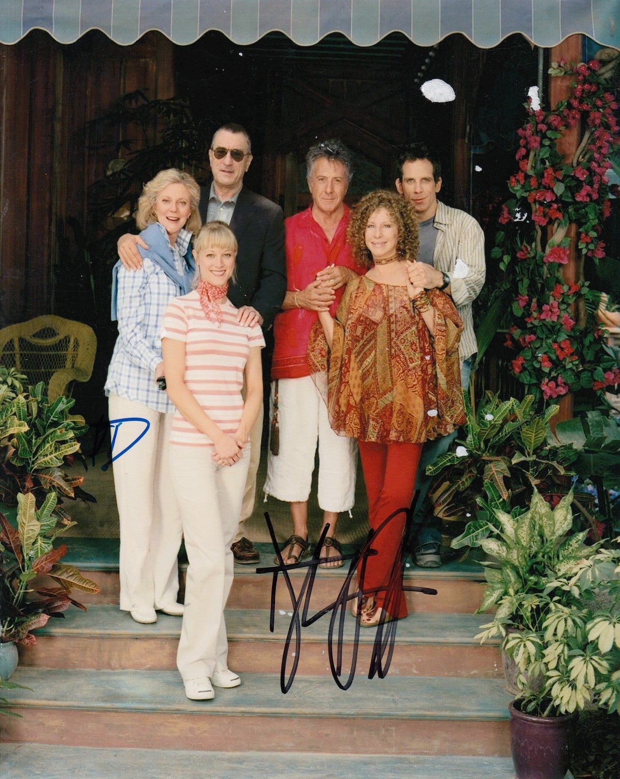 BLYTHE DANNER & DUSTIN HOFFMAN signed (MEET THE PARENTS) 8X10 photo W/COA