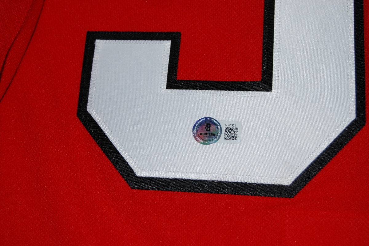 CONNOR BEDARD signed (CHICAGO BLACKHAWKS) Premium hockey jersey BECKETT AE61921