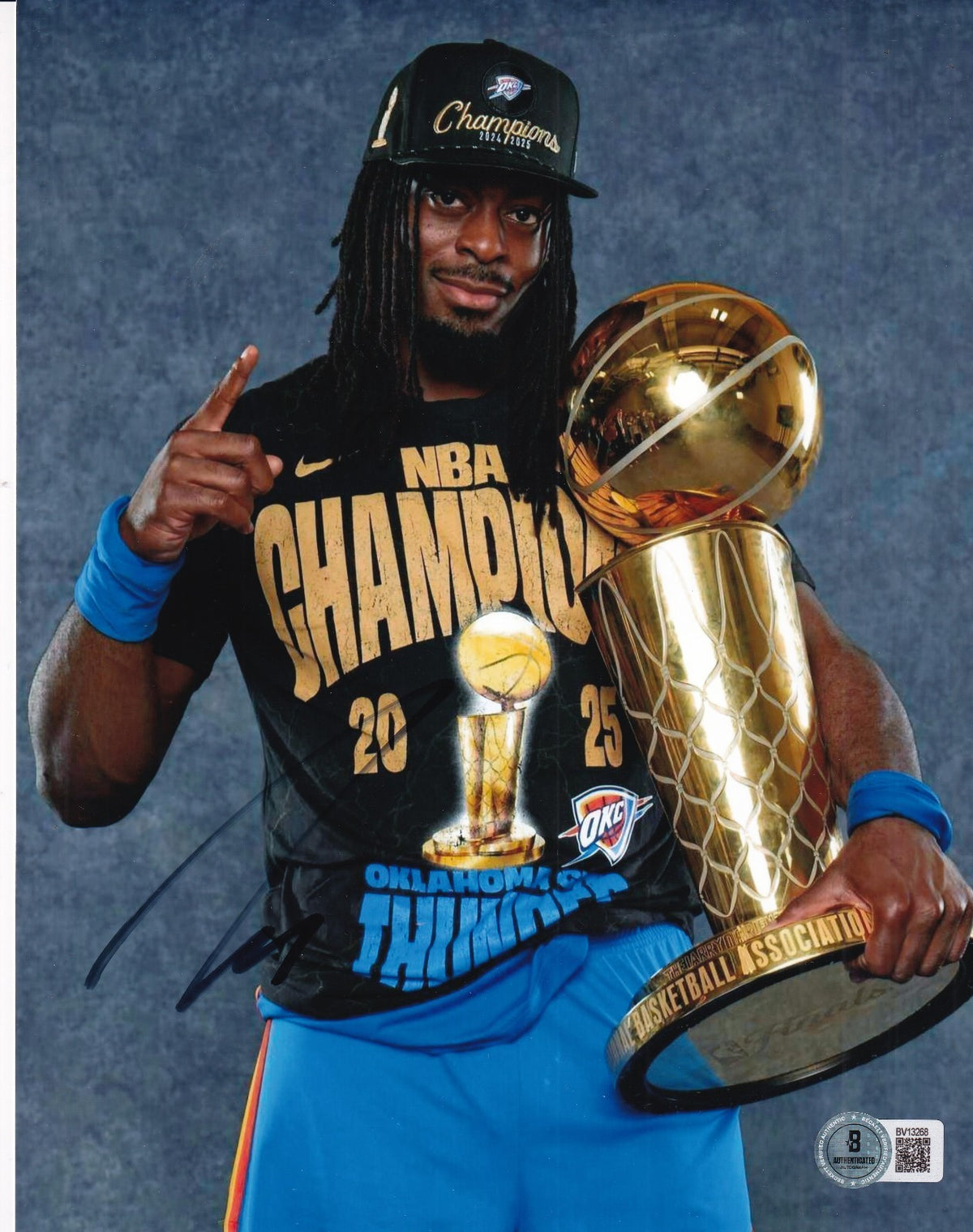 LUGUENTZ DORT signed OKLAHOMA CITY THUNDER basketball 8X10 photo BECKETT BV13268