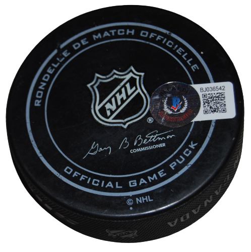 ANDREW SHAW signed (2015 WINTER CLASSIC) Chicago Blackhawks puck BAS BJ036542