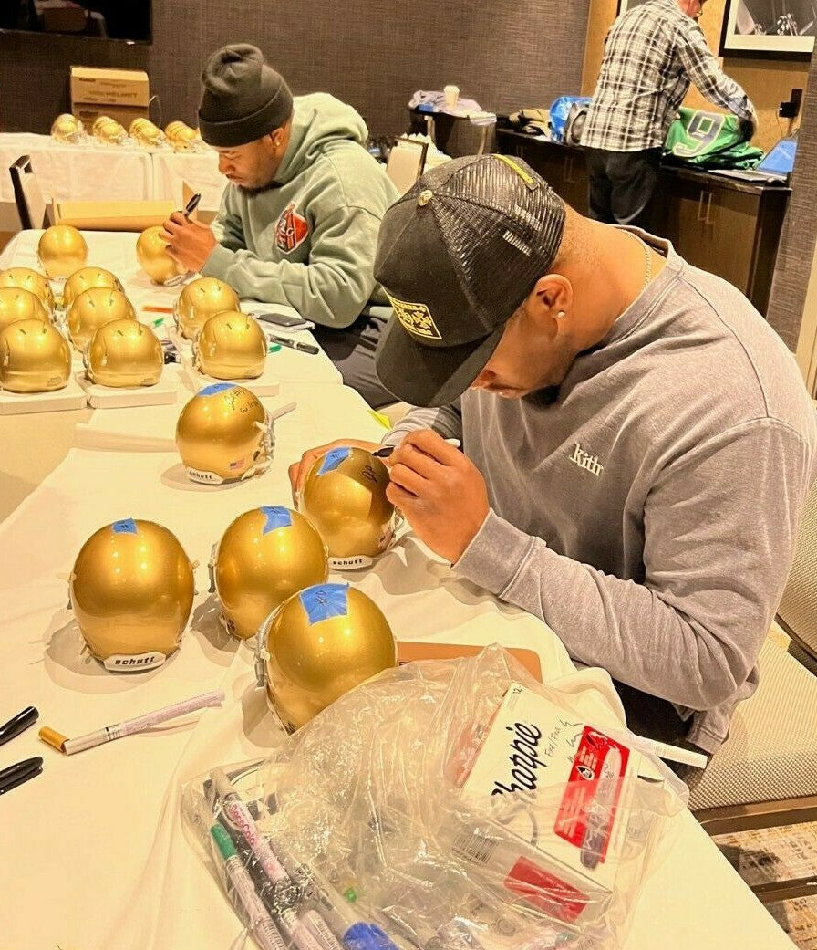 JUSTIN ADEMILOLA signed (NOTRE DAME FIGHTING IRISH) mini helmet JSA Witnessed
