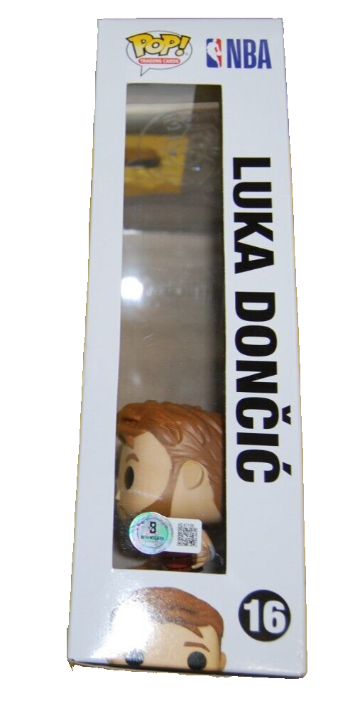 LUKA DONCIC signed (DALLAS MAVERICKS) Mosaic FUNKO POP #16 BECKETT AE47136