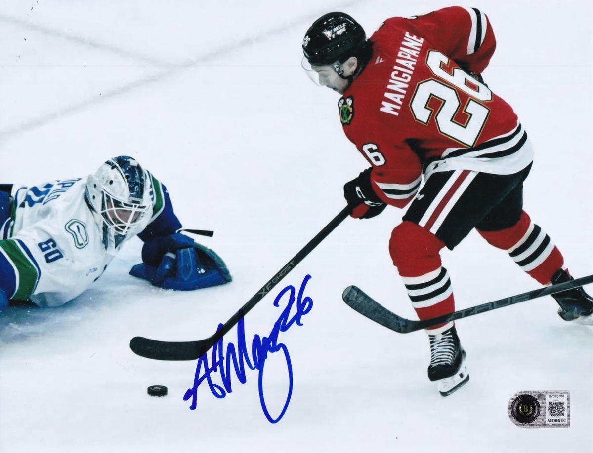 ANDREW MANGIAPANE signed (CHICAGO BLACKHAWKS) Hockey 8X10 BECKETT BY0857780