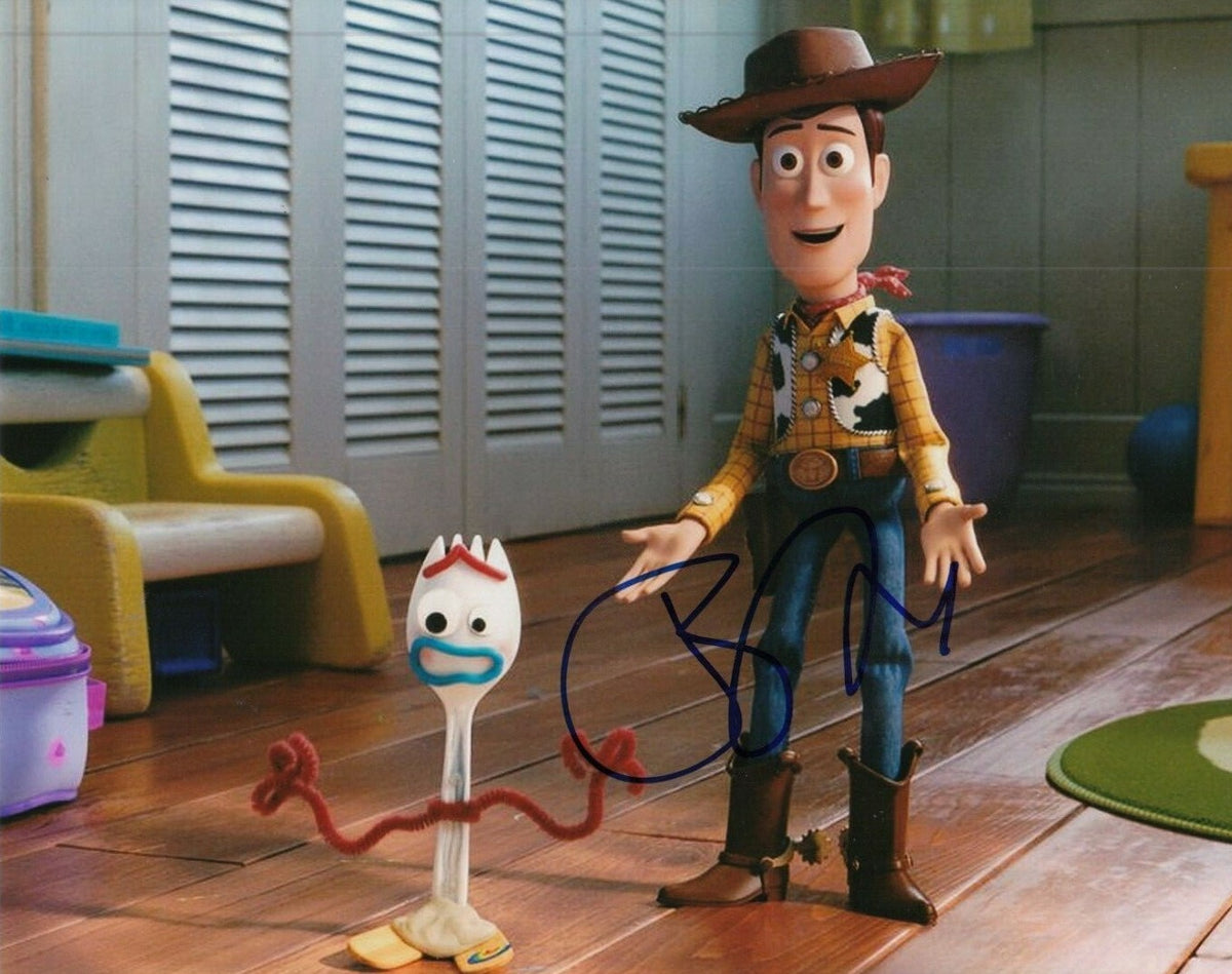 TONY HALE signed (TOY STORY 4) Movie autographed 8x10 photo *FORKY* W/COA #TH3
