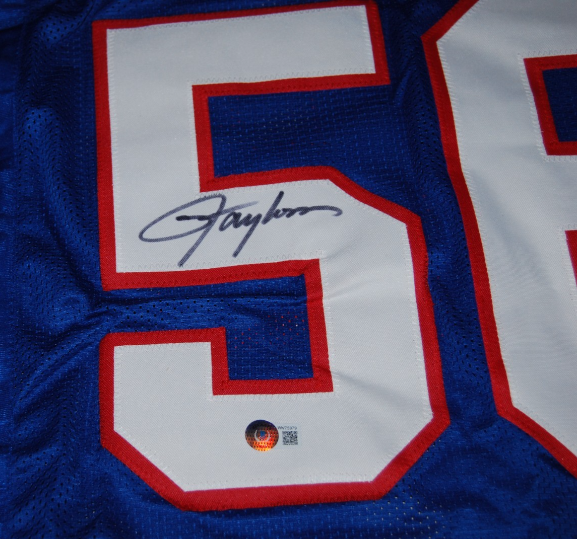 LAWRENCE TAYLOR signed (NEW YORK GIANTS) Custom football jersey BECKETT WV75979