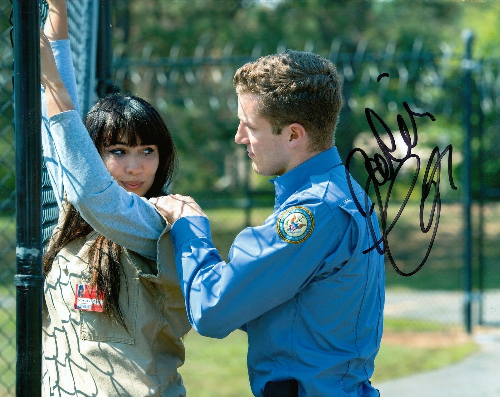 JACKIE CRUZ signed (ORANGE IS THE NEW BLACK) 8X10 Marisol Flaca Gonzales COA #6