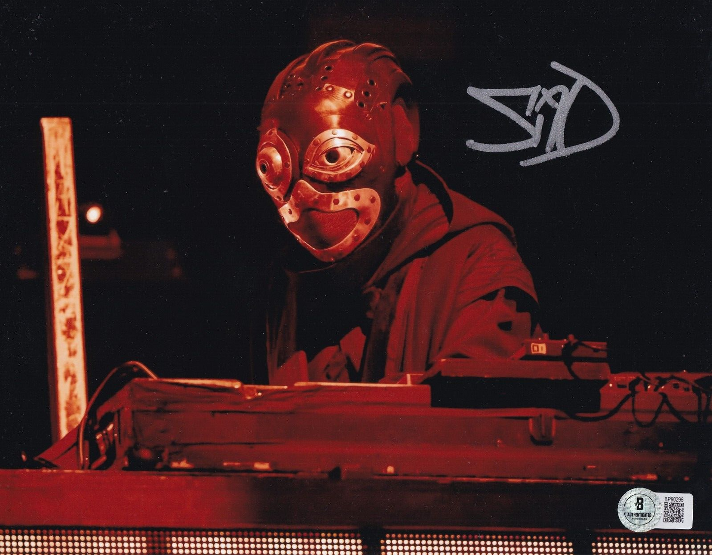 SID WILSON signed (SLIPKNOT) Emperor Palpatine music 8x10 photo BECKETT BP90296