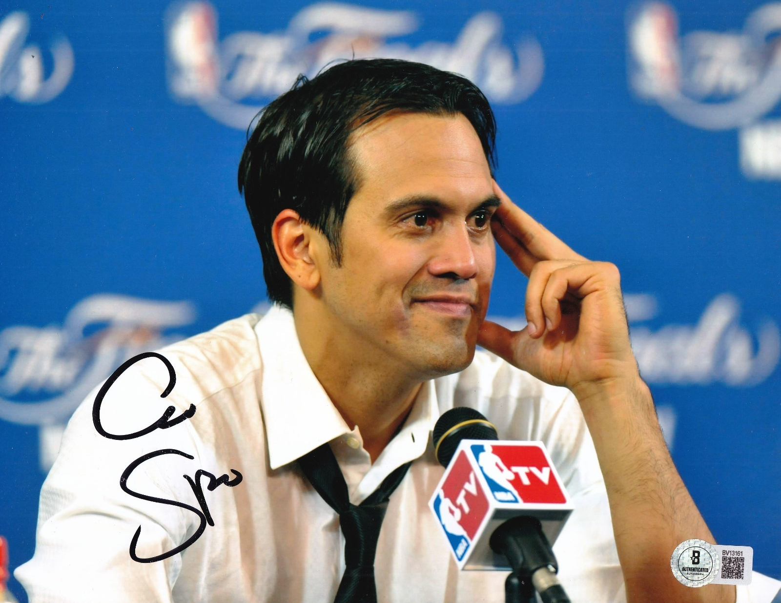 ERIK SPOELSTRA signed (MIAMI HEAT) basketball 8X10 photo BECKETT BAS BV13161