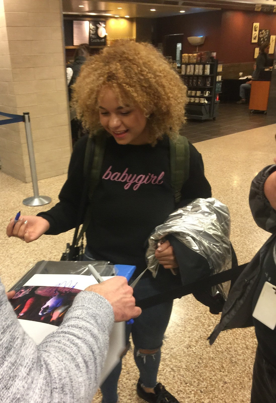 RACHEL CROW signed *RIO 2* MOVIE 8X10 photo CARLA *PROOF* W/COA #2