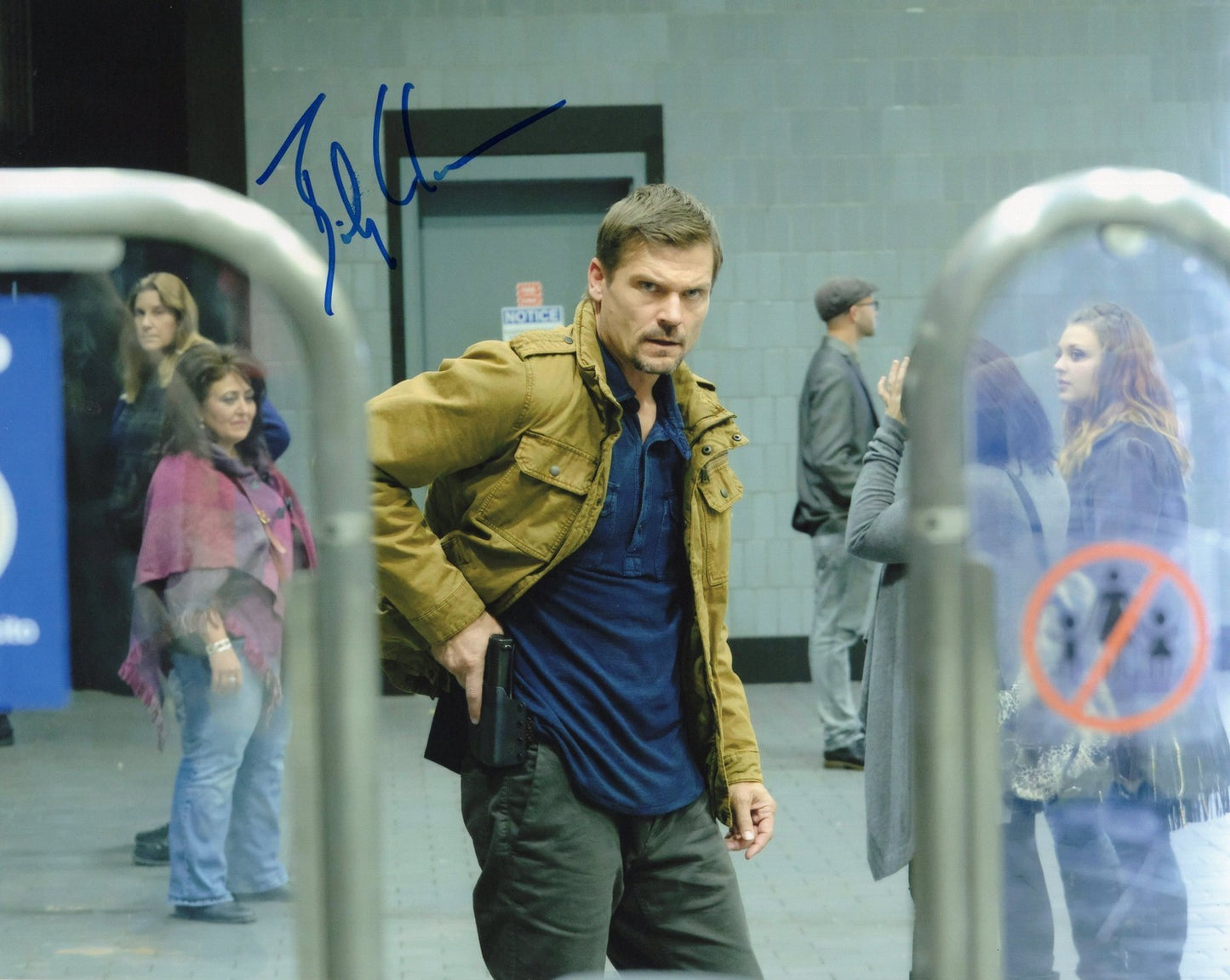 Bailey Chase 24 Legacy TV Show Thomas Locke Signed 8x10 Photo w/COA #1