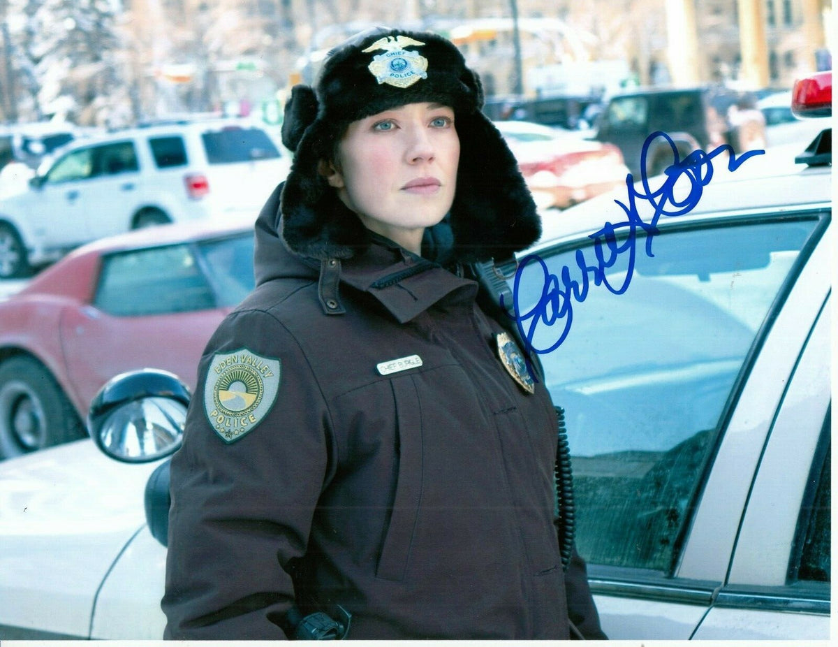 CARRIE COON signed (FARGO) TV Show 8X10 photo *Gloria Burgle* photo W/COA